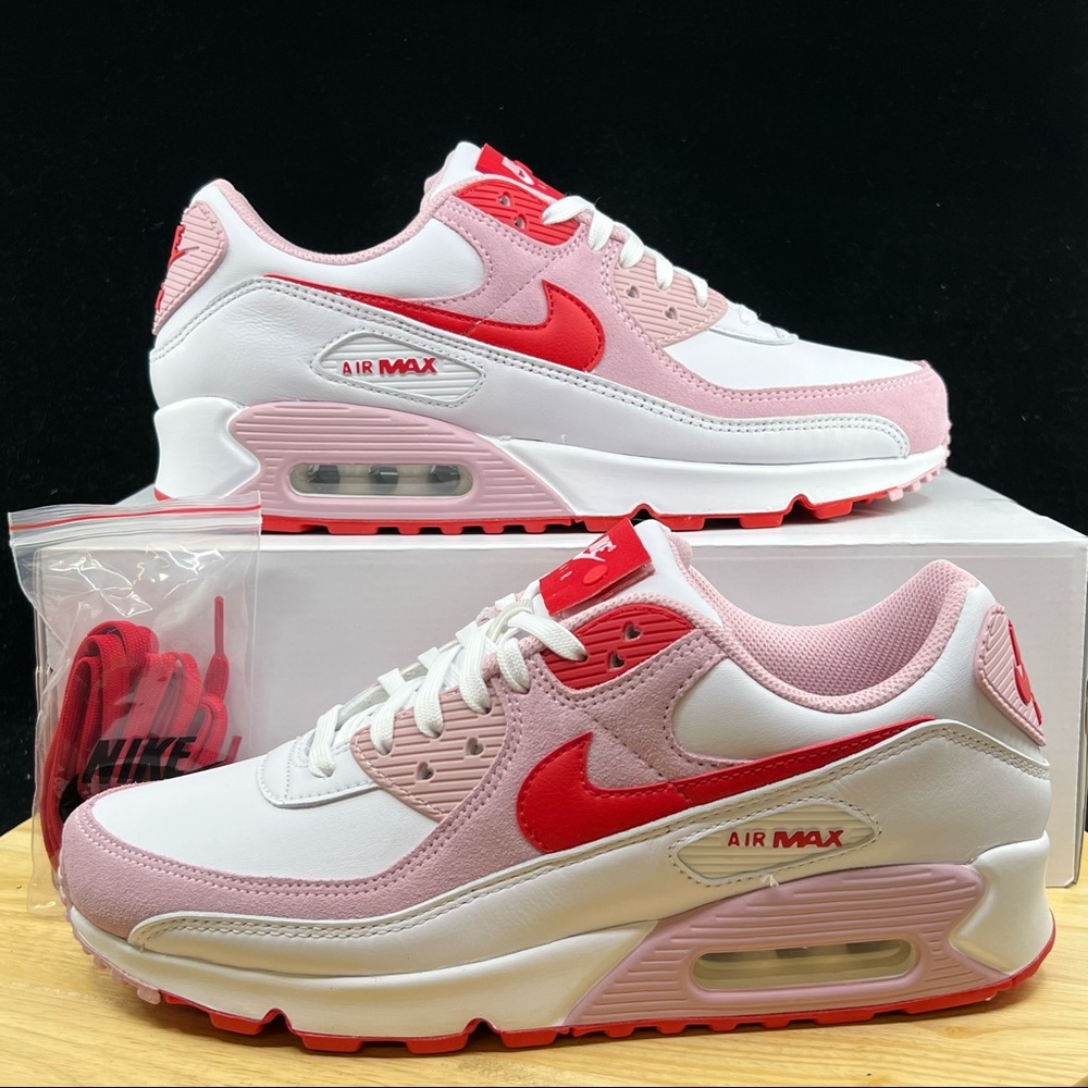 Nike Air Max 90 Valentine's Day Red/ Pink WOMEN'S 10.5/ MEN'S 9 DD8029-100